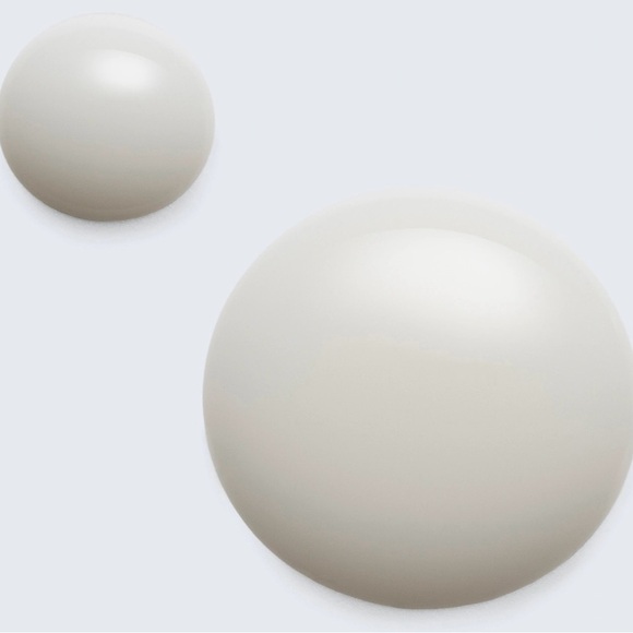 Estée Lauder Revitalizing Supreme + Youth Power Soft Milky Lotion~3.4oz~NEW!! - Picture 6 of 8